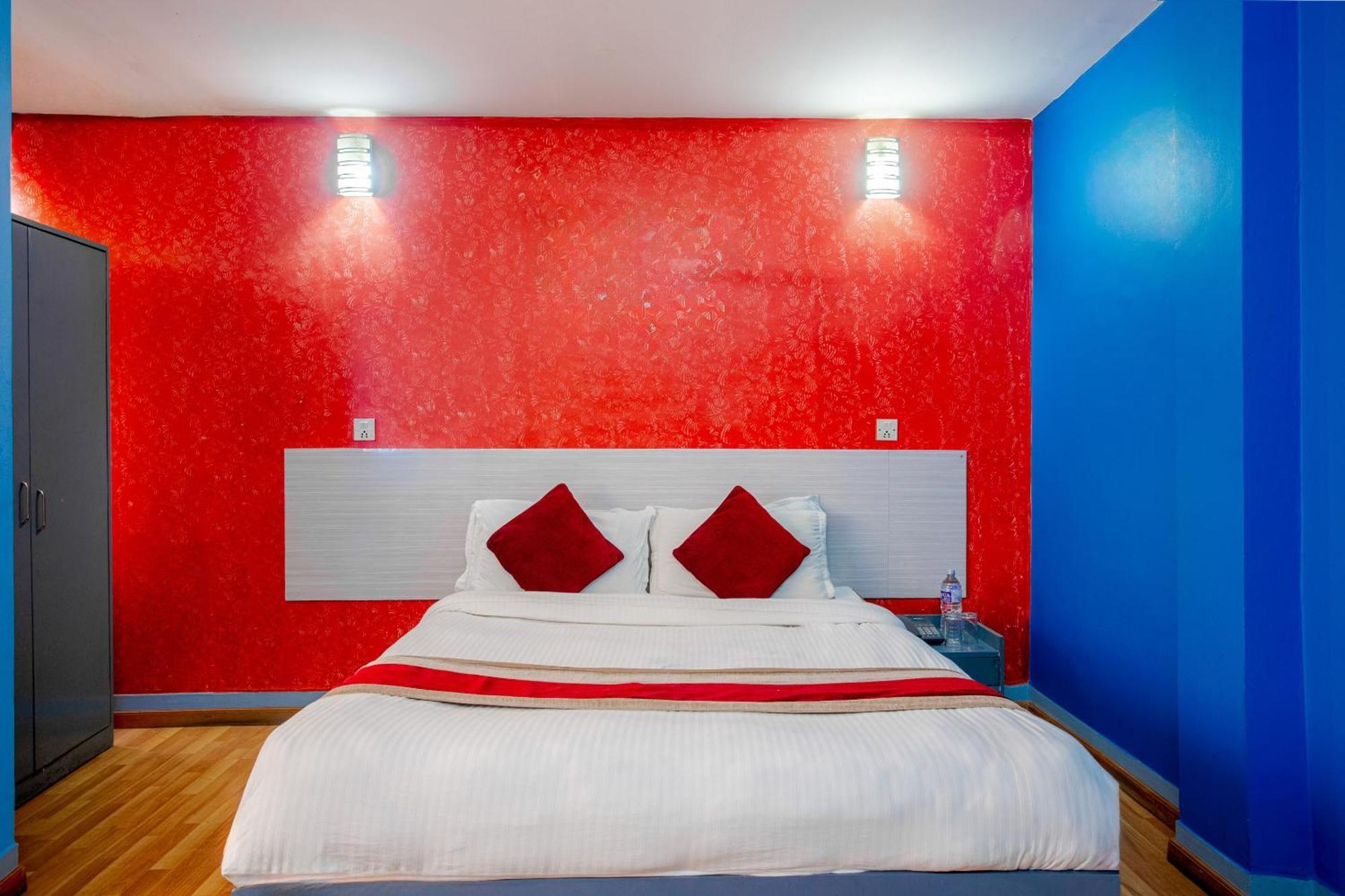Oyo 808 Hotel Om Ganapati Pvt Ltd Káthmándú Exteriér fotografie